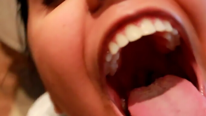 Oral skills showcased in Latina's deep throat video