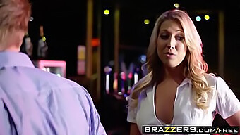 Výbušný Výkon Samanthy Bentley V Brazzers' School Of Squirt Videu