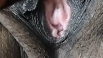 Indian Wife'S Big Boobs And Pussy Closeup