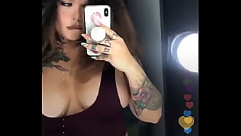 Jennifer Aboul Predvádza Svoj Živý Instagram Twerking S Veľkým Zadkom.