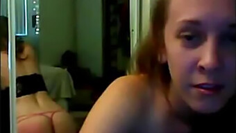 Amateur Guy Shows Off Oral Skills On Webcam