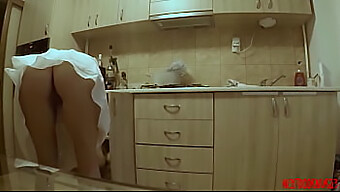 Secretly recording my hot teen stepsister in the kitchen