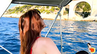 Stacy, Una Stupenda Mora, Fa Sesso Intenso Su Uno Yacht In Varie Posizioni Tra Cui Da Dietro E Da Dietro