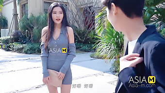 Chen Xiao Yus 60 Fps Video Med Sin Sexy Nabo