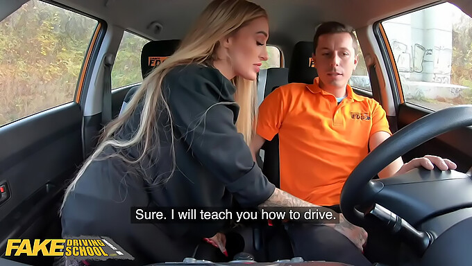 Daisy Lees Deepthroat-Training an der FakeDrivingSchool ist eine unvergessliche Erfahrung