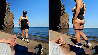 A Stunned Exhibitionist Encounters A Stranger At The Seaside - Xsanyany