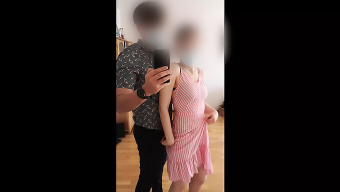 Oglądaj najgorętsze amatorskie gwiazdy porno TikToka w akcji.