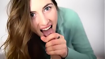 Piper Blushs intensivaste cumshots i en video